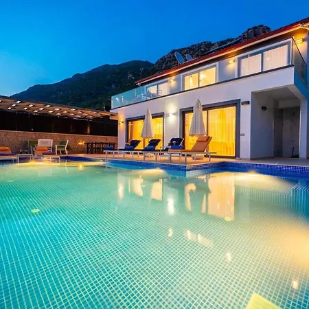 Kalkanda 6 Kisilik Lueks Tatil Villasi Hotel Kas
