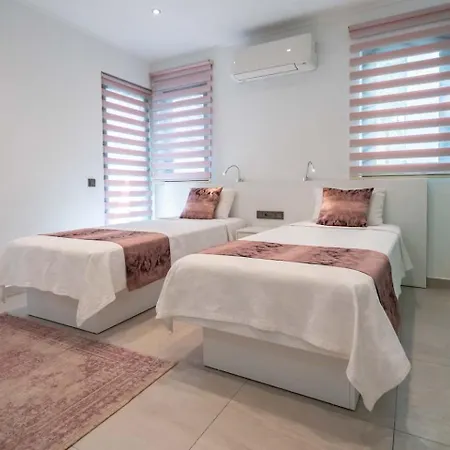Kalkanda 6 Kisilik Lueks Tatil Villasi Hotel