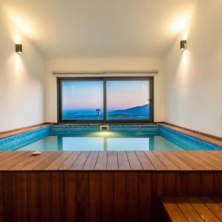 Kalkanda 6 Kisilik Lueks Tatil Villasi Kas